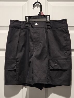 Nike Air Jordan Chicago Womens Size Small 5" Cargo Shorts FN5681 Black $75 - EUC